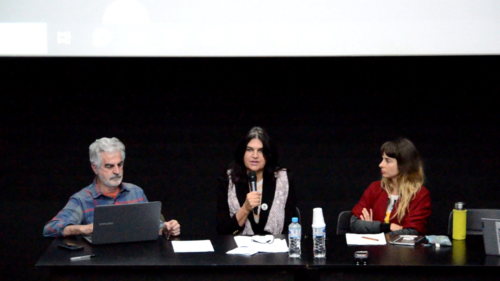 Profa. Dra. Salete Sirino, reitora da Unespar, Profa. Dra. Fernanda Omelczuk e Prof. Dr Elson Faxina